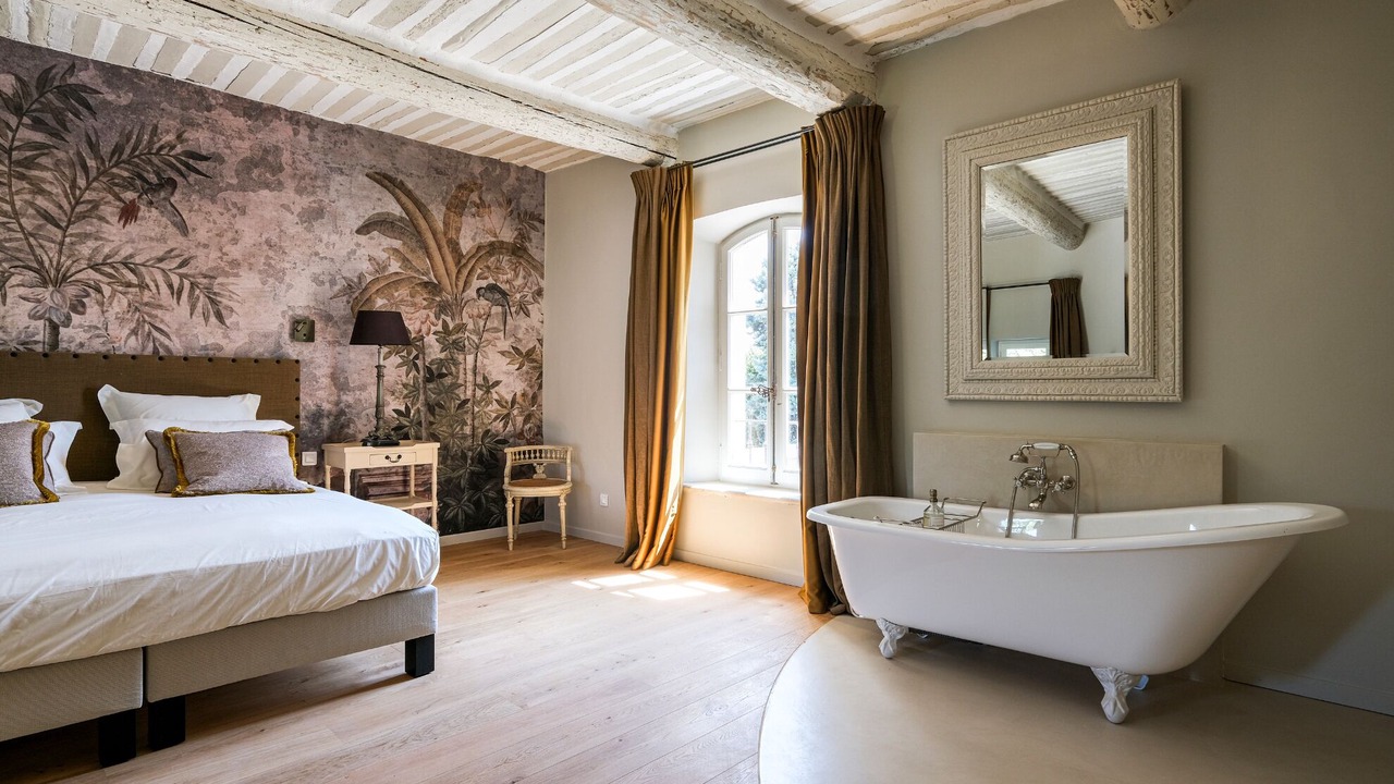 Photo of Bedroom in Oppede