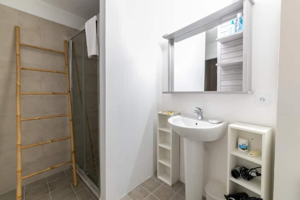 Photo of Bathroom in Sauveterre