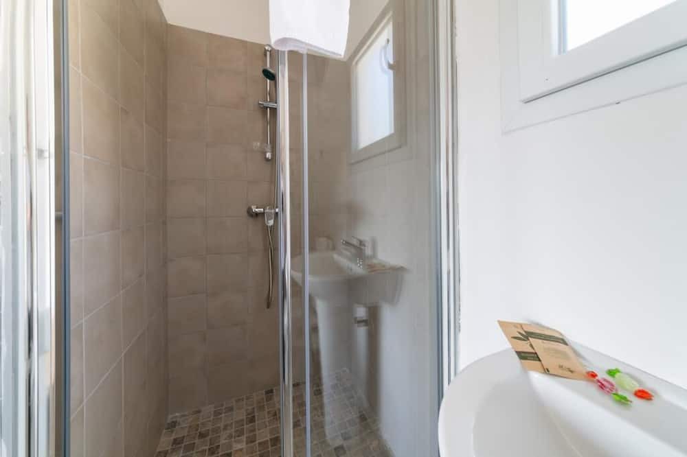 Photo of Bathroom in Sauveterre
