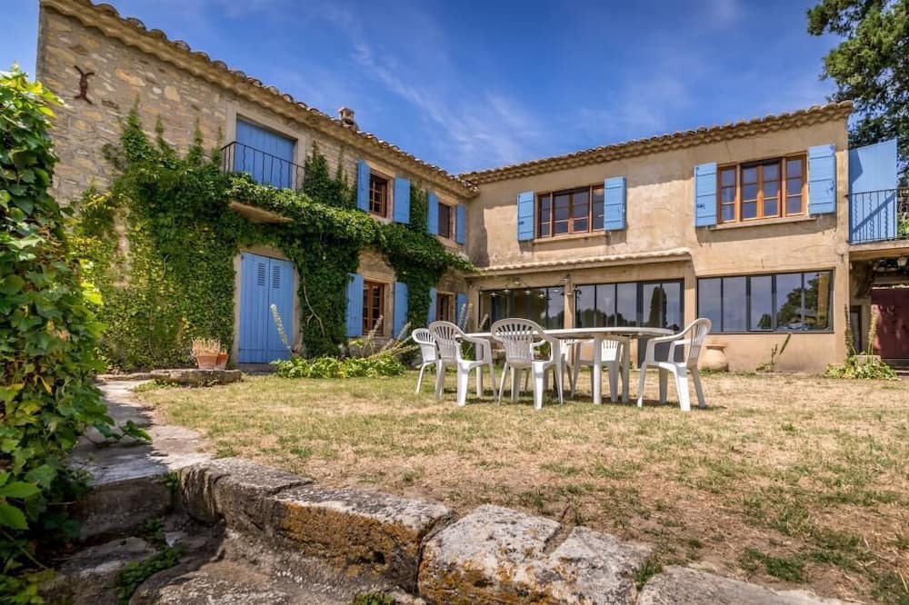 Photo of Outdoor in Sauveterre