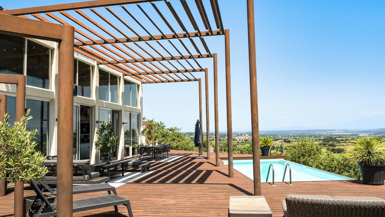 Photo of Patio Balcony in Rochefort-du-Gard