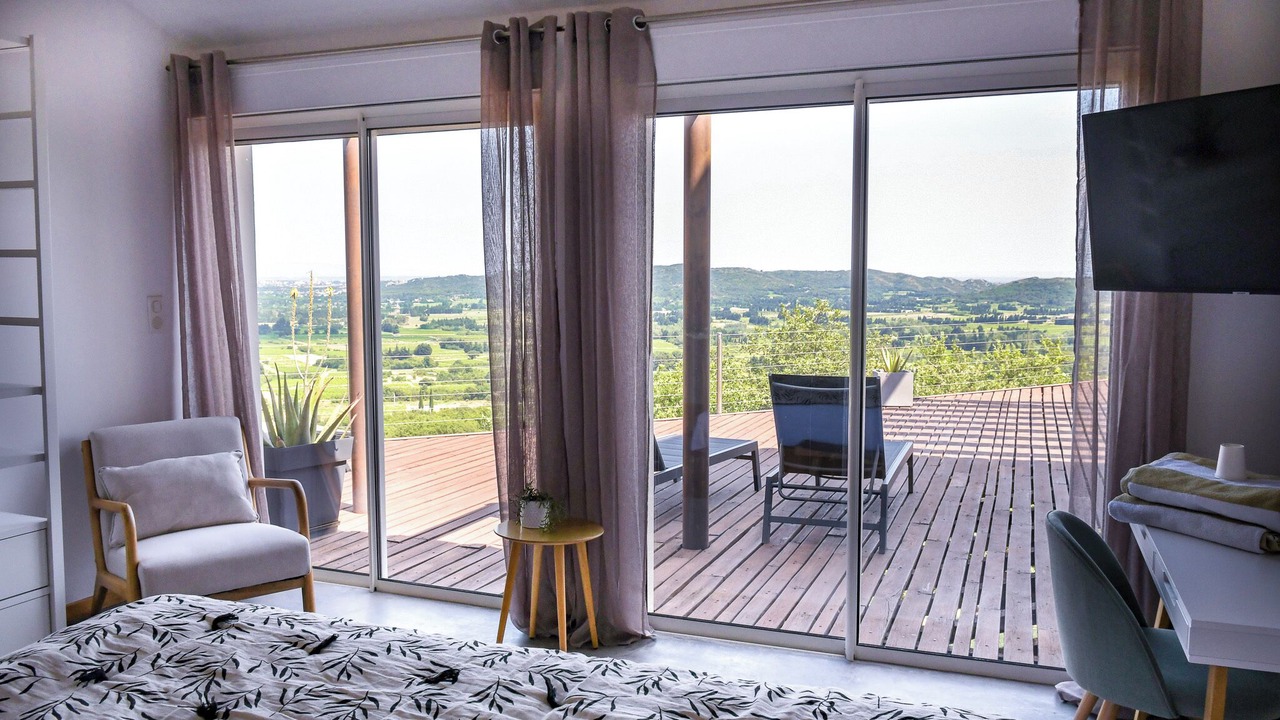 Photo of Bedroom in Rochefort-du-Gard