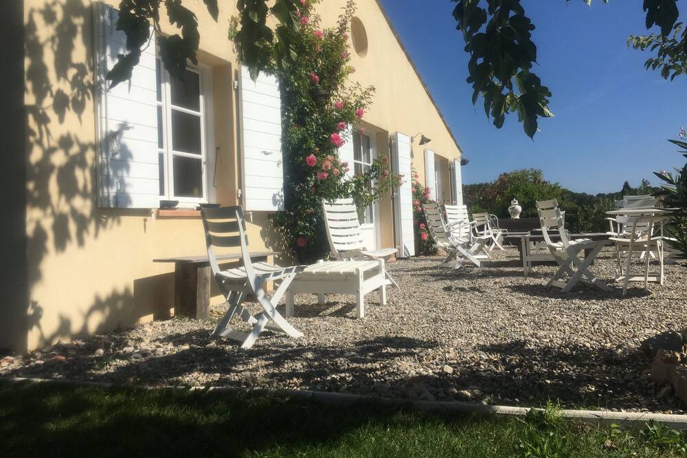 Photo of Patio Balcony in Rousset