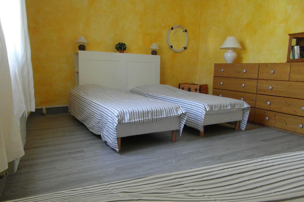 Photo of Bedroom in Sablet