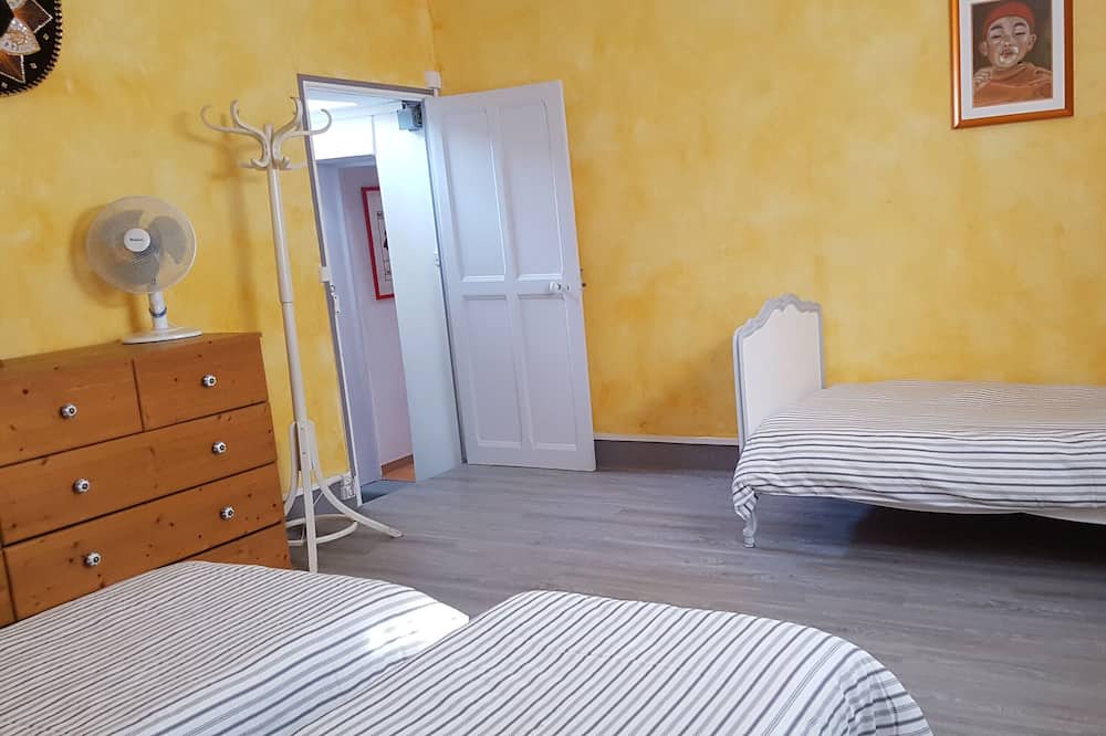 Photo of Bedroom in Sablet