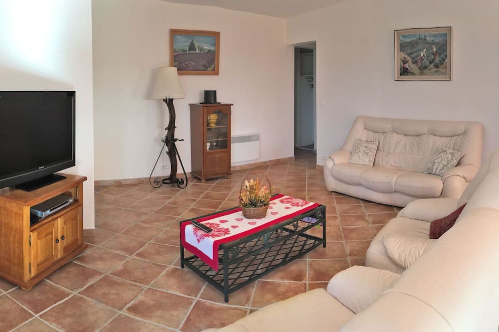 Photo of Livingroom in Aiguines