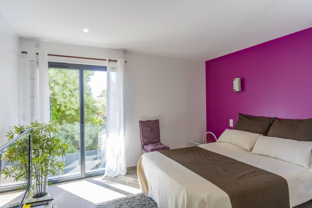 Photo of Bedroom in Miramar