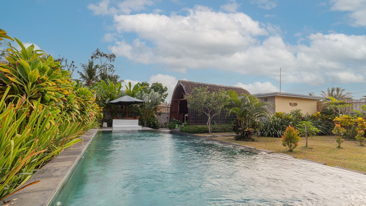 Photo of Outdoor in Samplangan