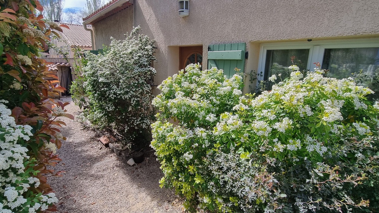 Photo of Outdoor in Vitrolles