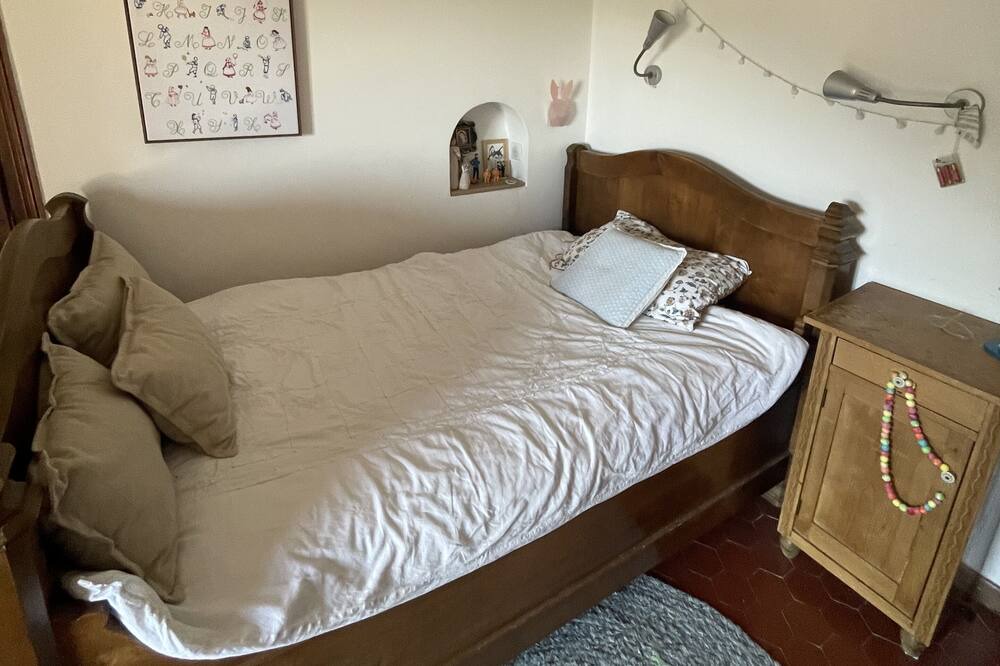 Photo of Bedroom in Le Broc