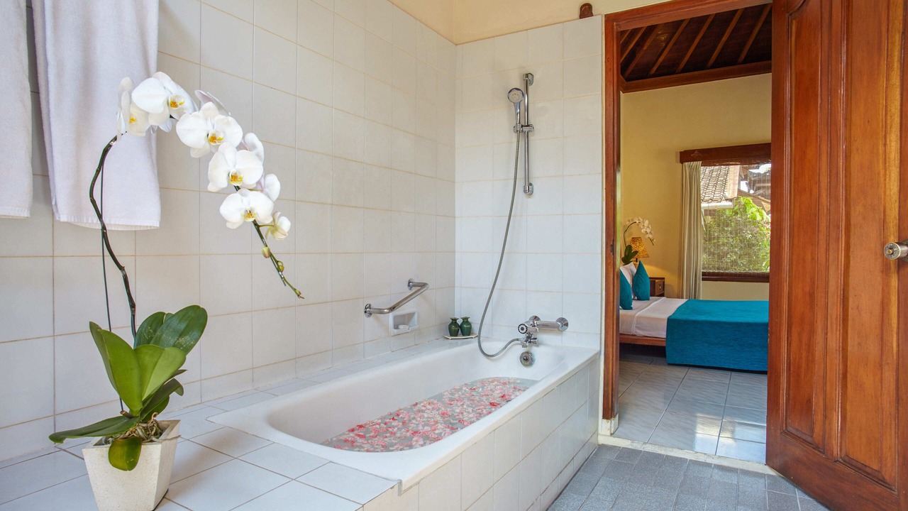 Photo of Bathroom in Sengkidu