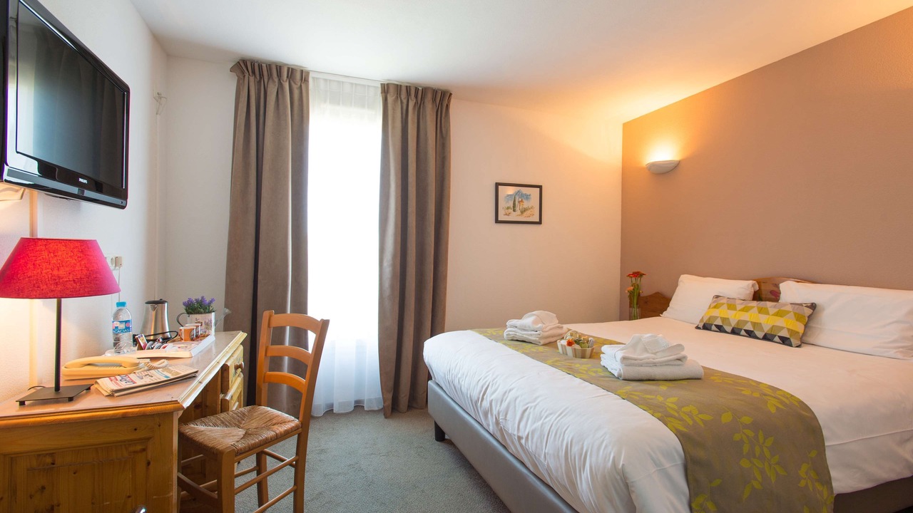 Photo of Bedroom in Maussane