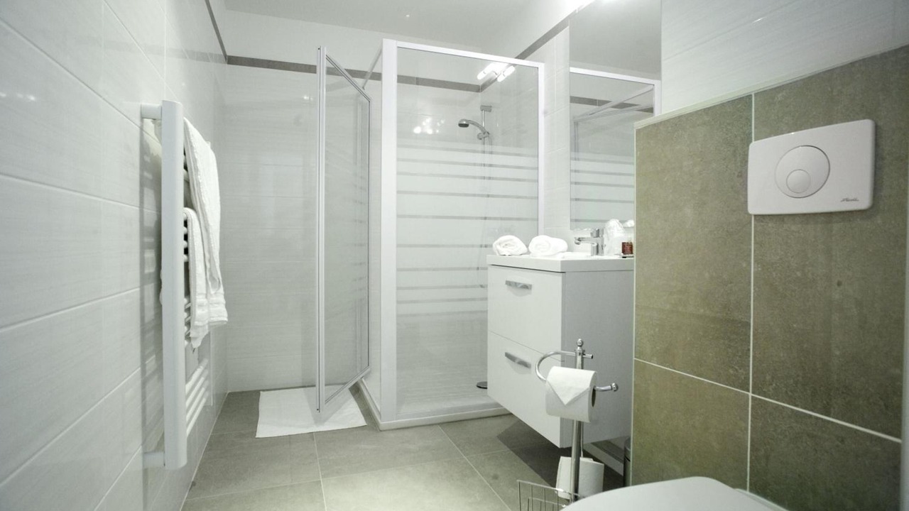 Photo of Bathroom in Sollies-Toucas