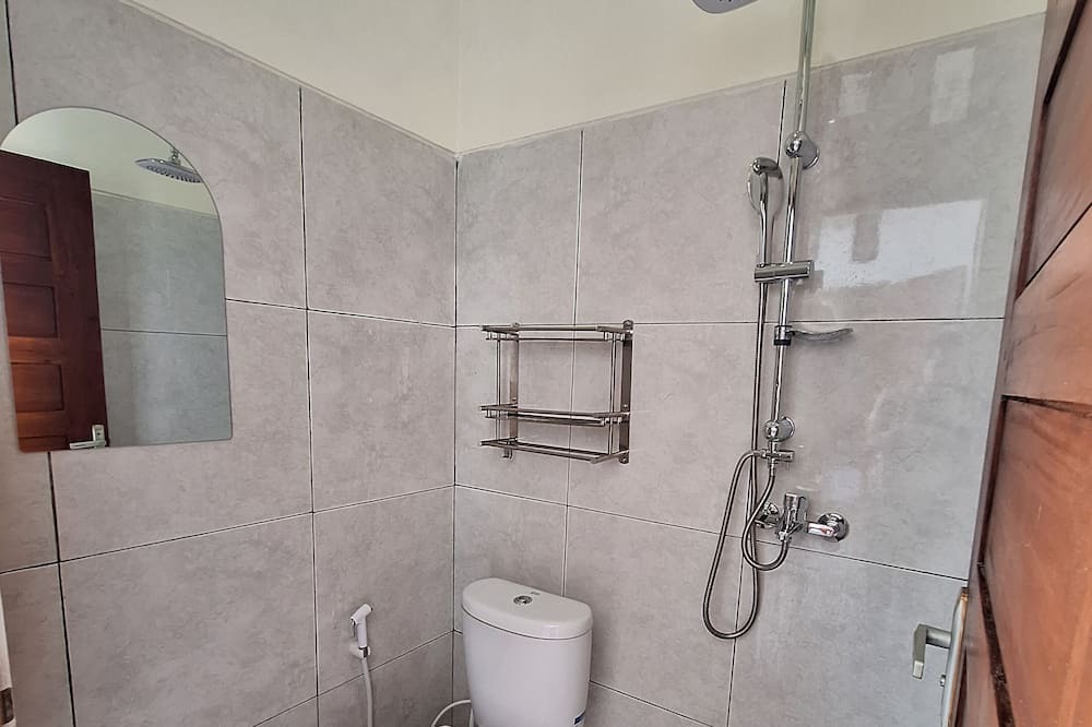 Photo of Bathroom in Ketewel