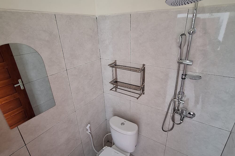 Photo of Bathroom in Ketewel