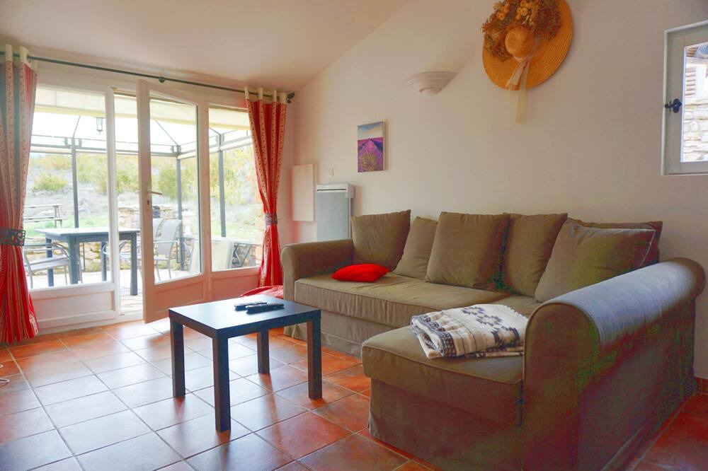 Photo of Livingroom in Simiane-la-Rotonde