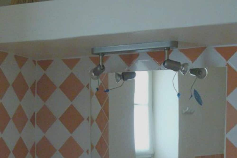 Photo of Bathroom in Saint-Michel-l'Observatoire