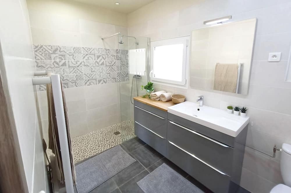 Photo of Bathroom in Pelissanne