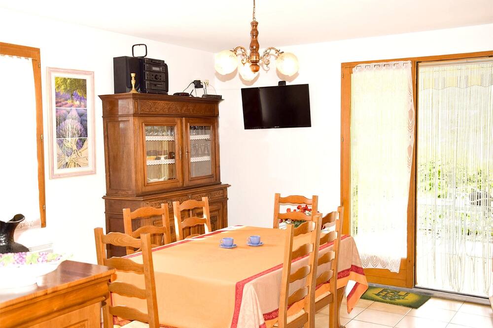Photo of Livingroom in La Roche-sur-le-Buis