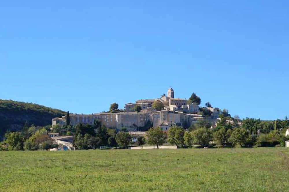 Photo of Outdoor in Simiane-la-Rotonde