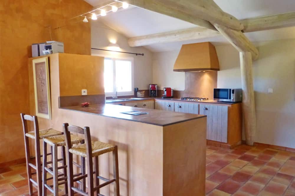 Photo of Kitchen in Simiane-la-Rotonde