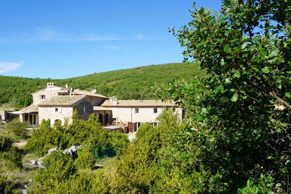 Photo of Outdoor in Simiane-la-Rotonde