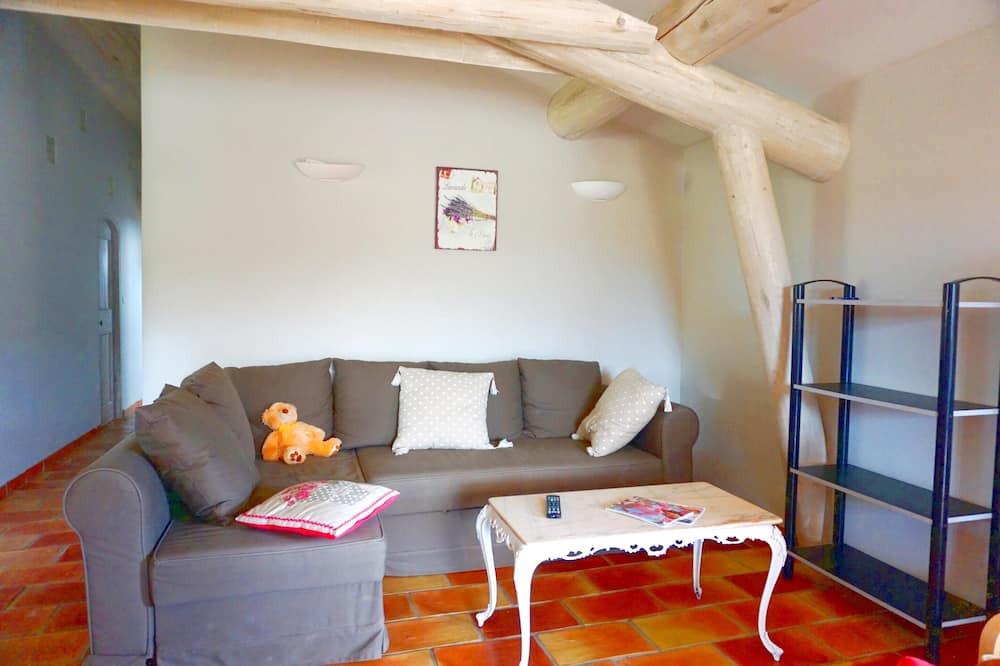 Photo of Livingroom in Simiane-la-Rotonde