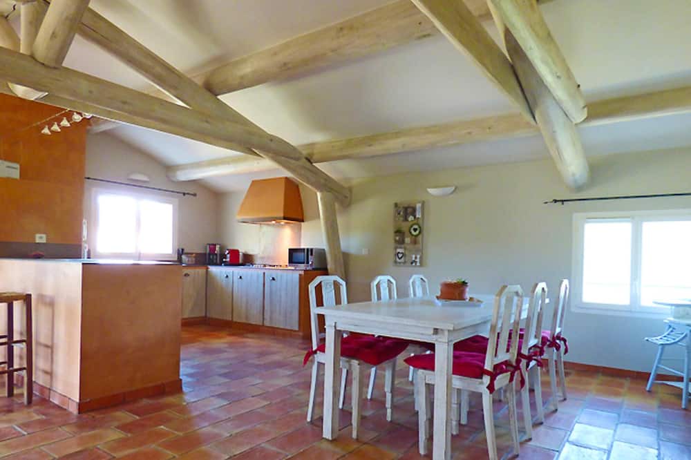 Photo of Livingroom in Simiane-la-Rotonde