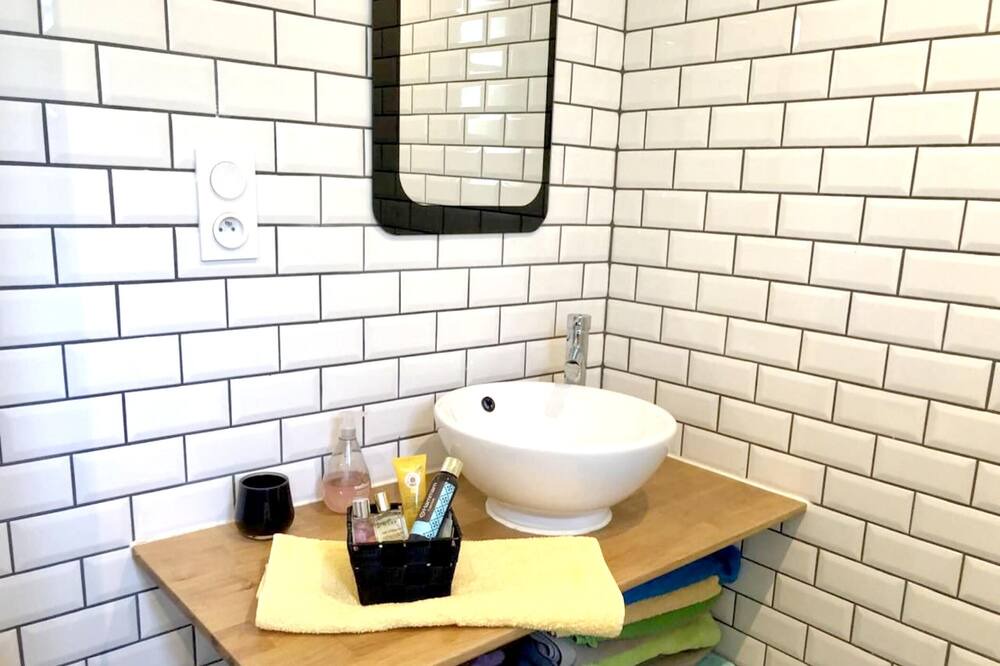 Photo of Bathroom in Saze
