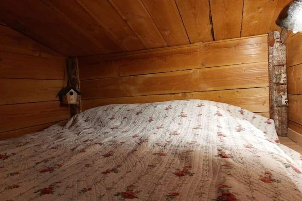 Photo of Bedroom in Tourves