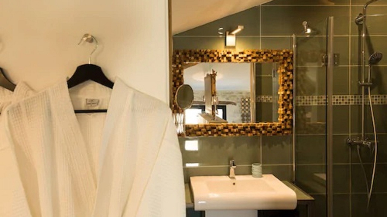 Photo of Bathroom in Crillon-le-Brave