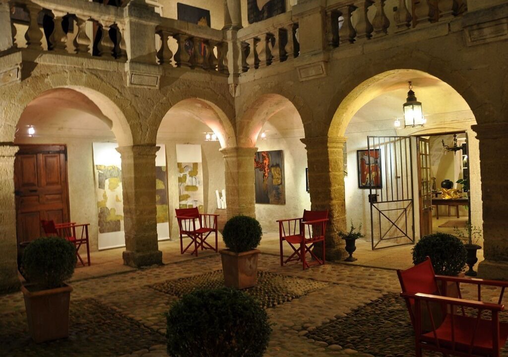 Photo of Livingroom in Saint-Laurent-des-Arbres