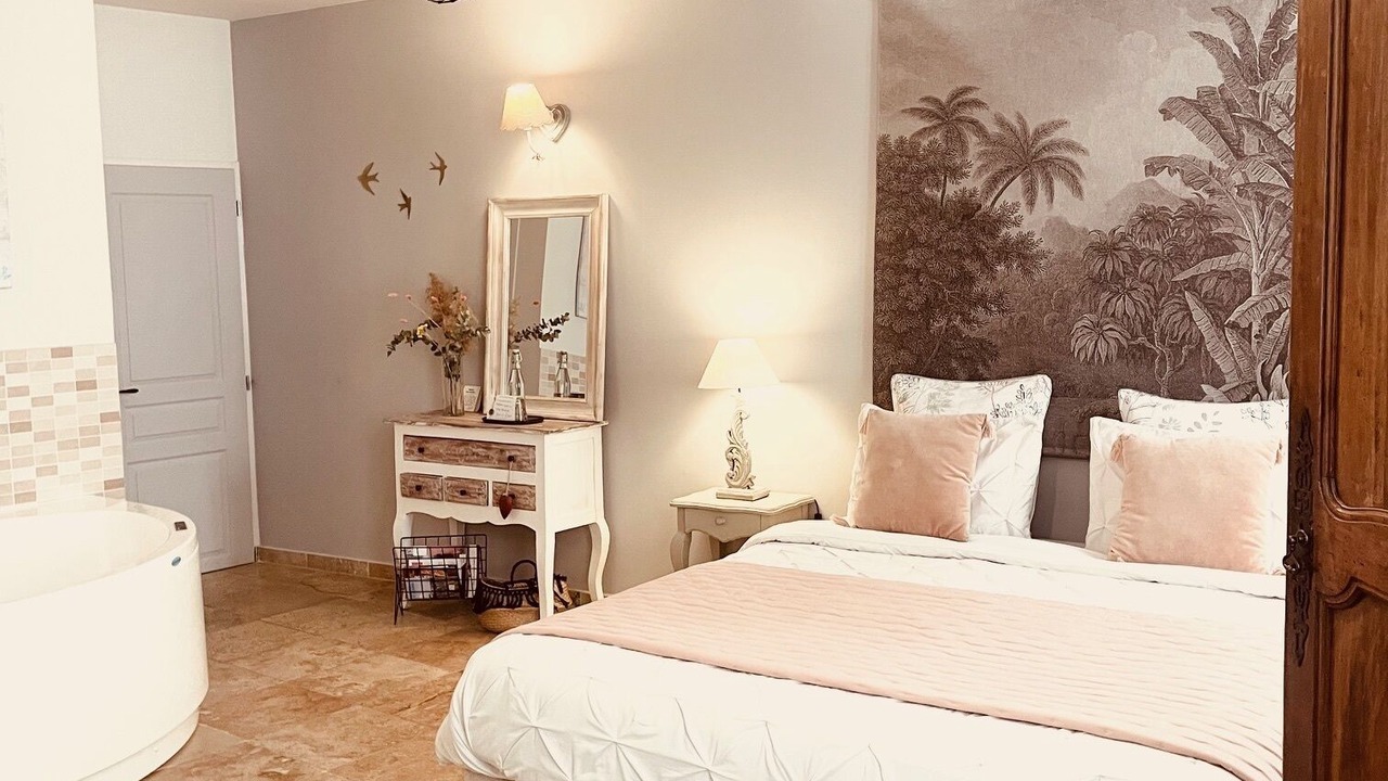 Photo of Bedroom in Pernes-les-Fontaines