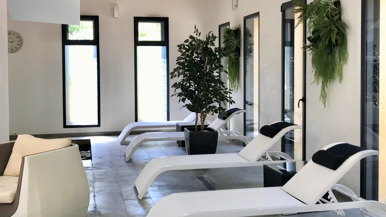Photo of Bedroom in Malaucene