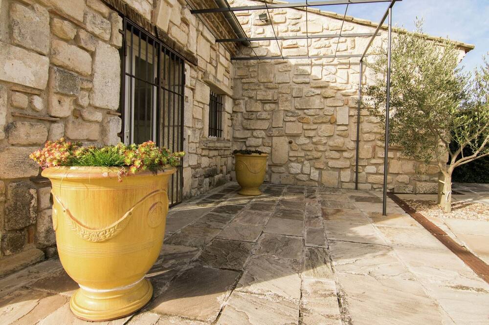 Photo of Patio Balcony in Montfrin