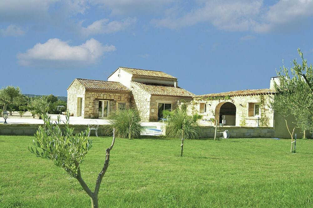 Photo of Outdoor in Montfrin