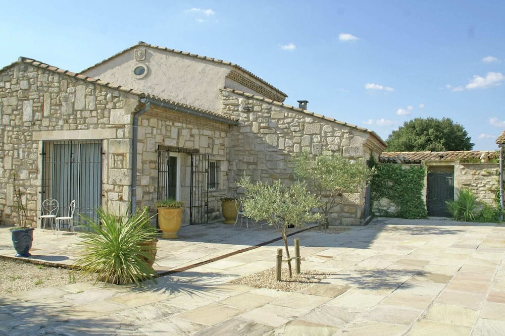 Photo of Outdoor in Montfrin