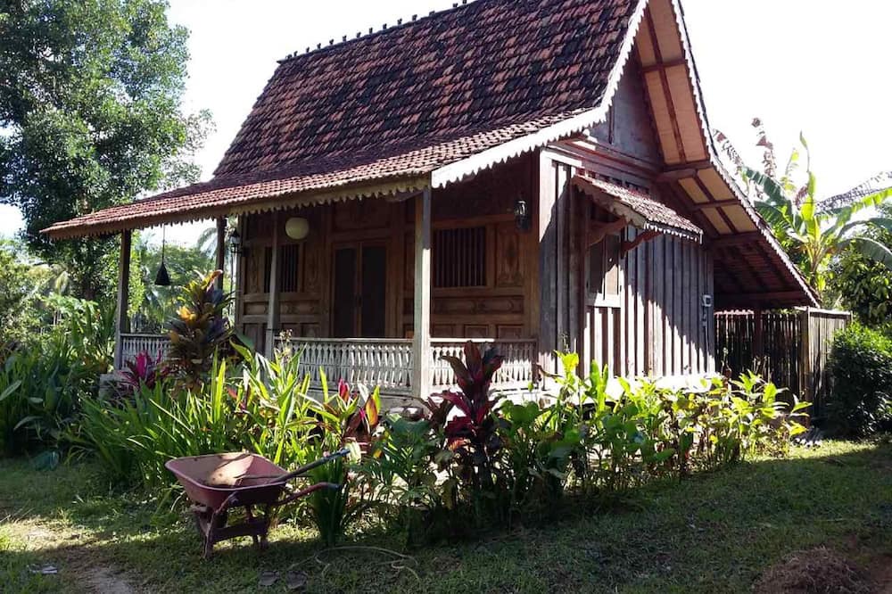 Photo of Bedroom in Kubutambahan