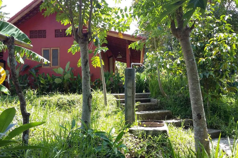 Photo of Bedroom in Kubutambahan