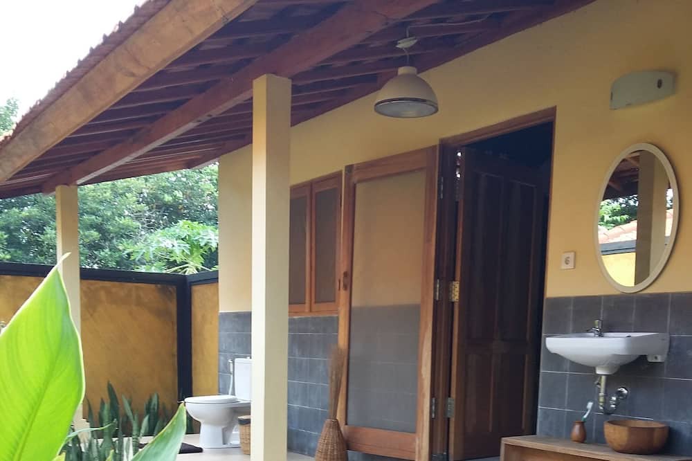 Photo of Bathroom in Kubutambahan