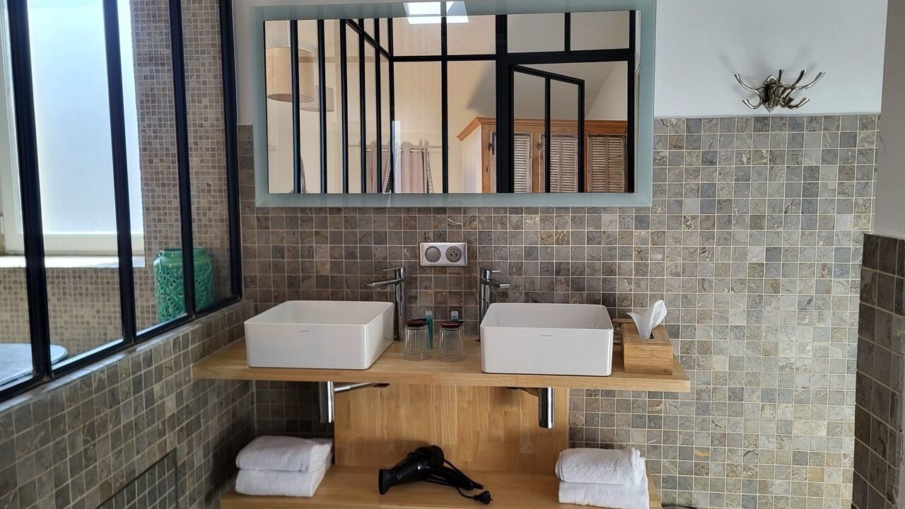 Photo of Bathroom in St.-Remy-de-Provence