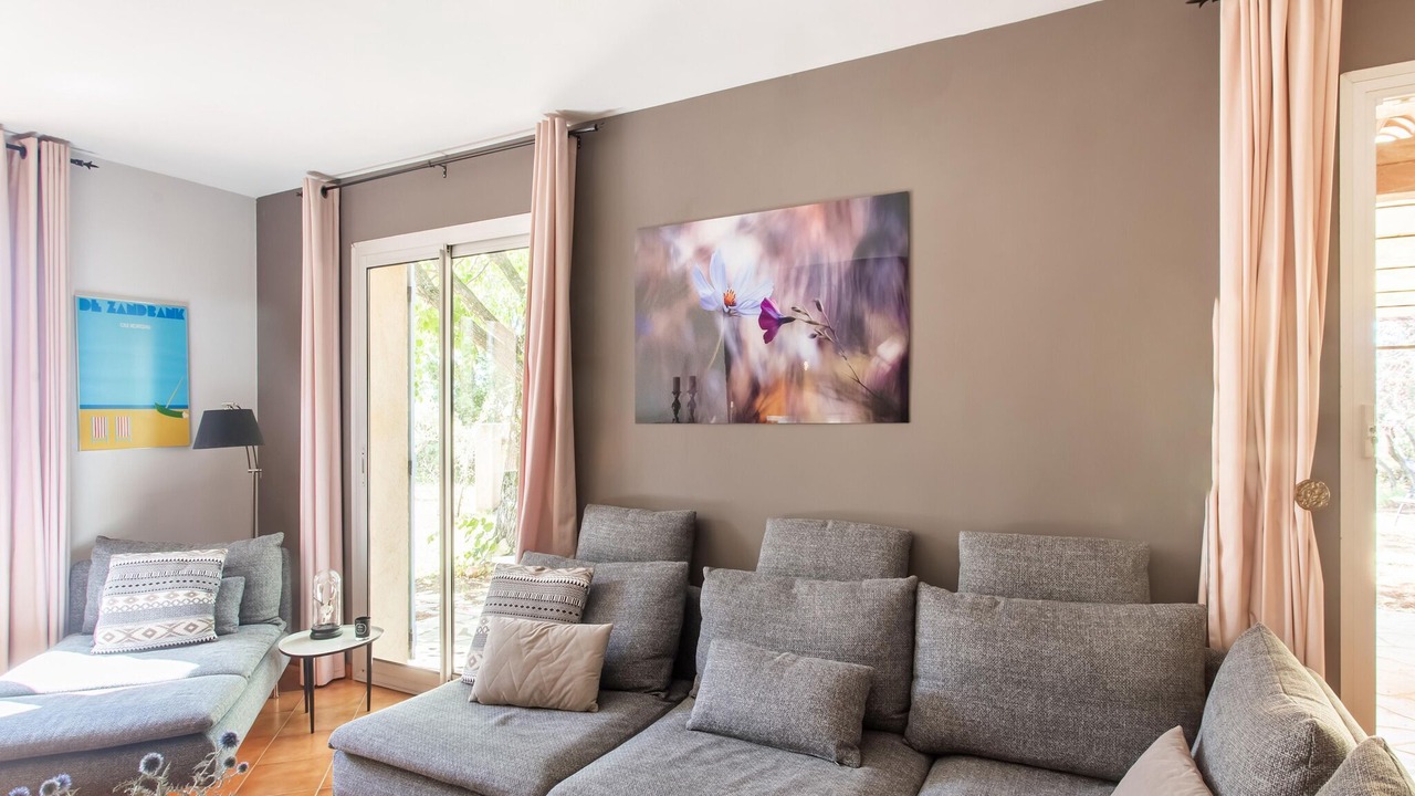 Photo of Livingroom in Aups