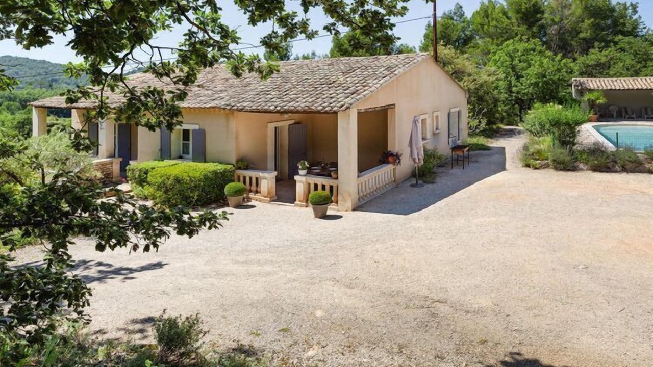 Photo of Outdoor in Menerbes