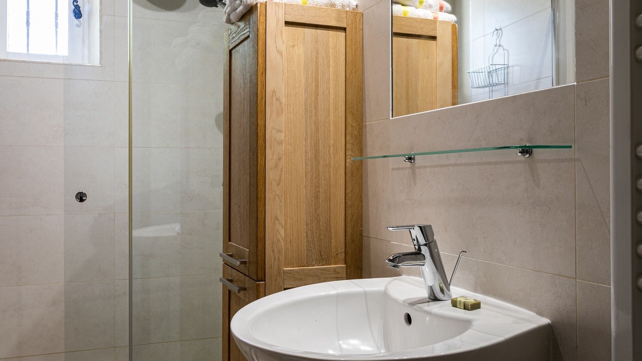 Photo of Bathroom in Grans