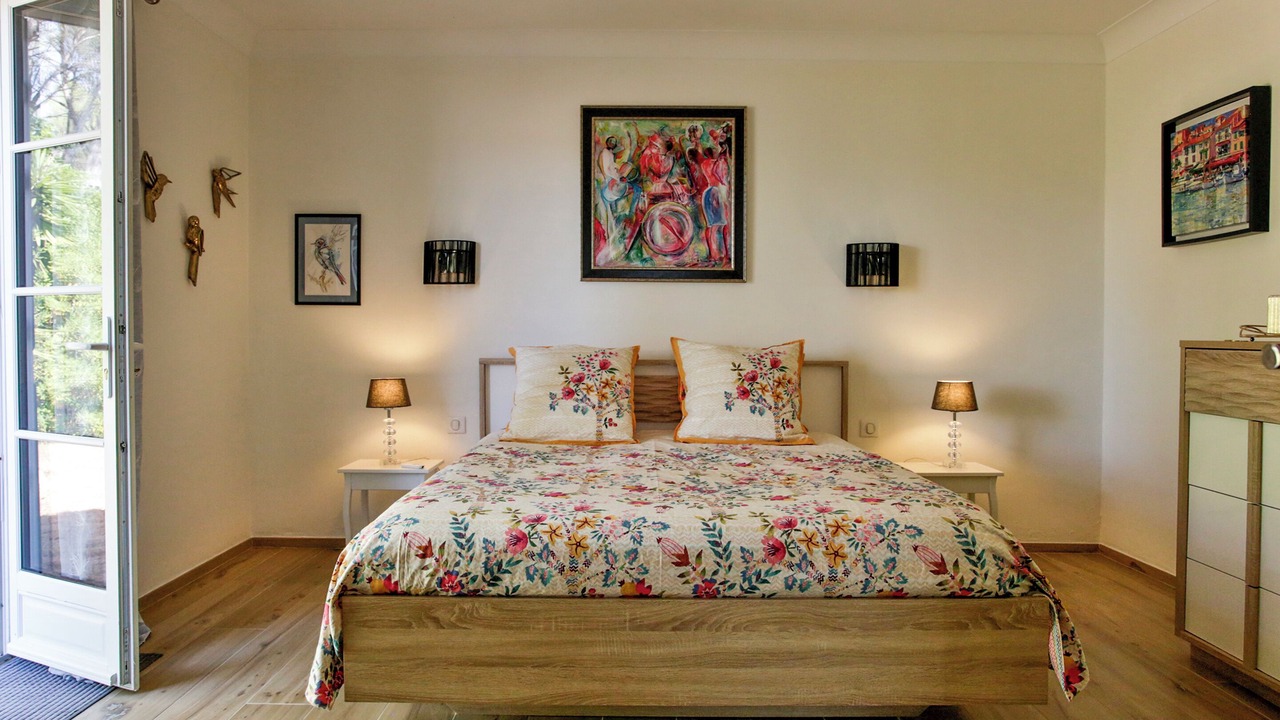 Photo of Bedroom in Cuers