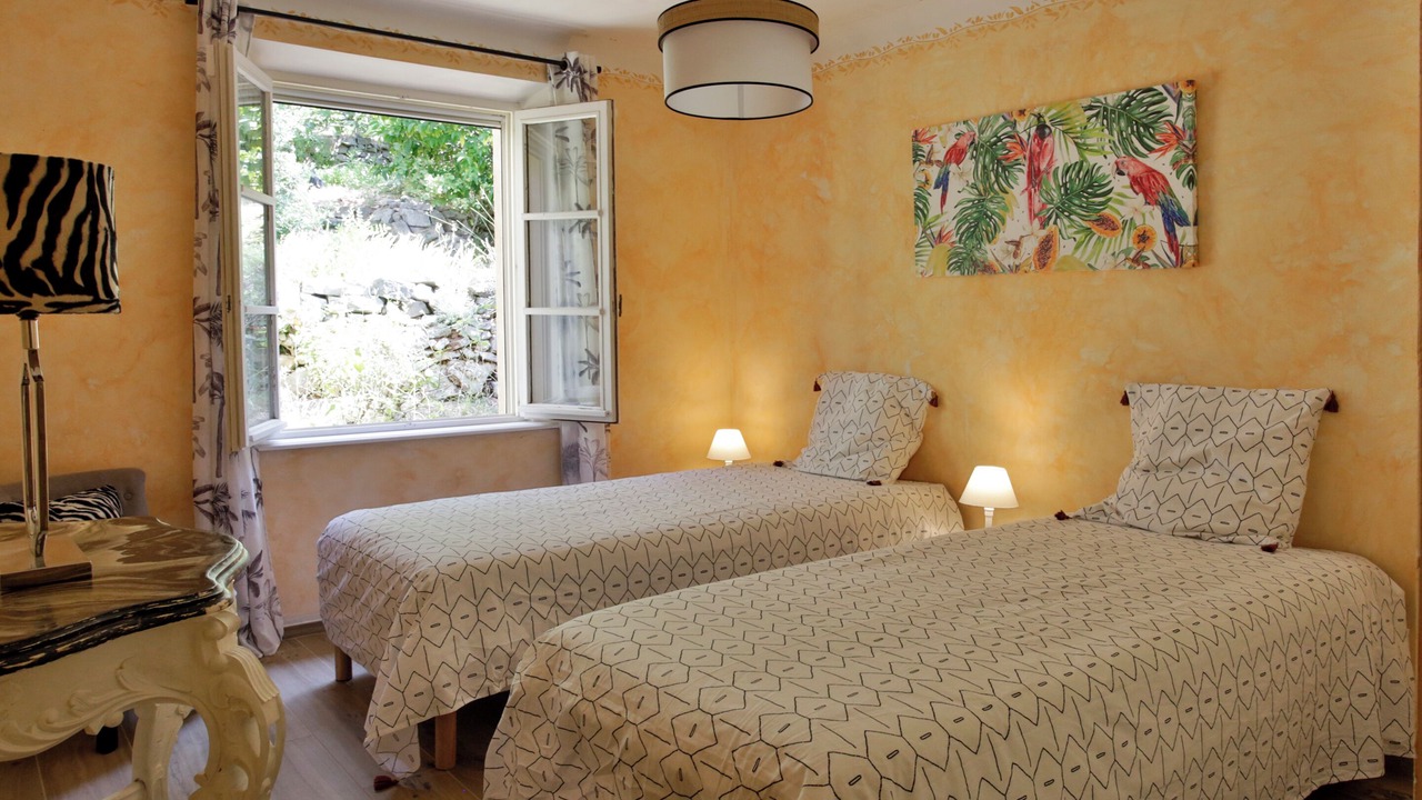 Photo of Bedroom in Cuers