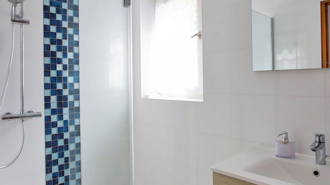 Photo of Bathroom in Cuers