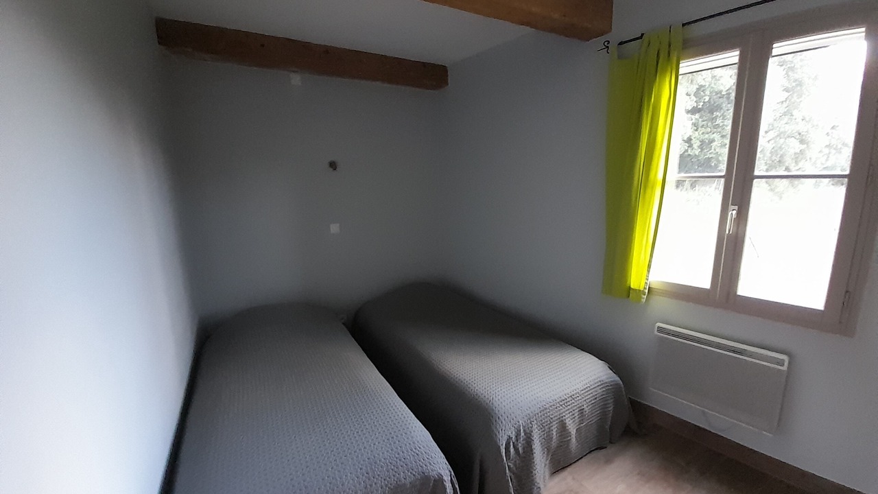 Photo of Bedroom in Crestet