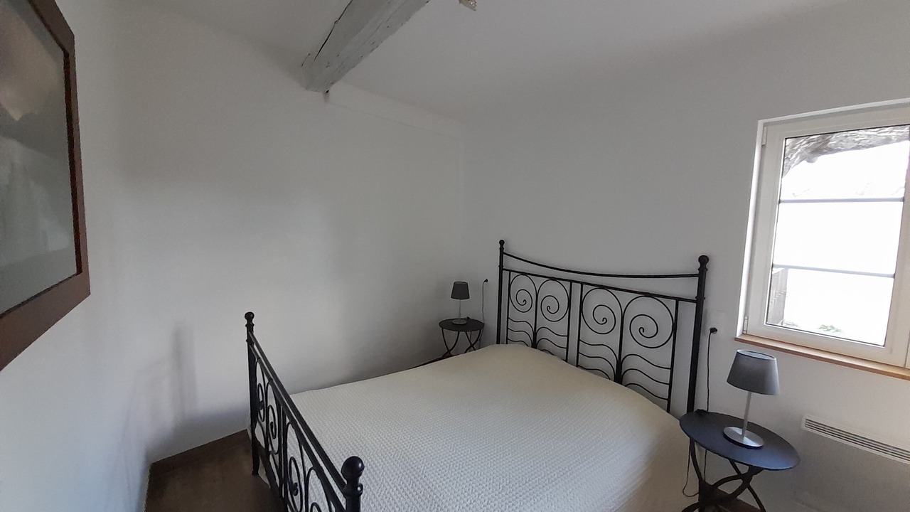 Photo of Bedroom in Crestet