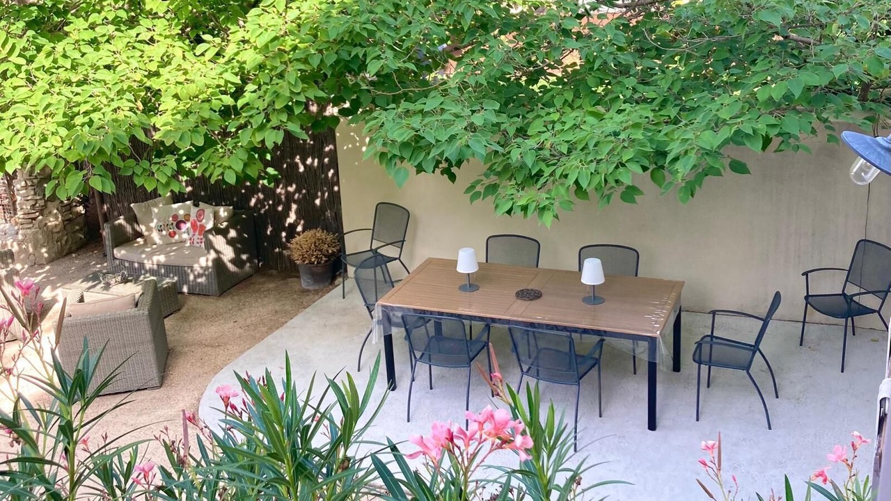 Photo of Outdoor in Mazan